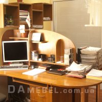Офисный стол, вид 1